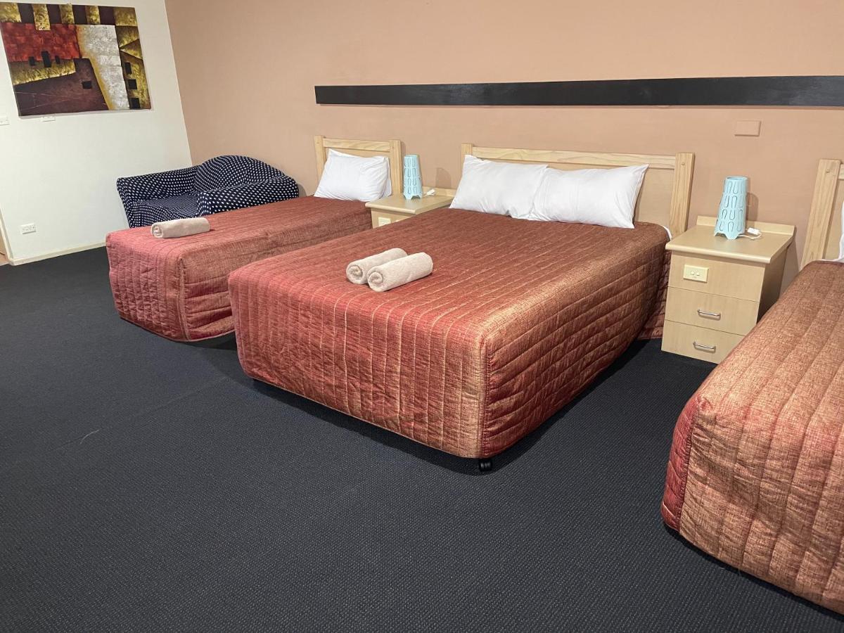 Countryman Motor Inn Cowra Luaran gambar